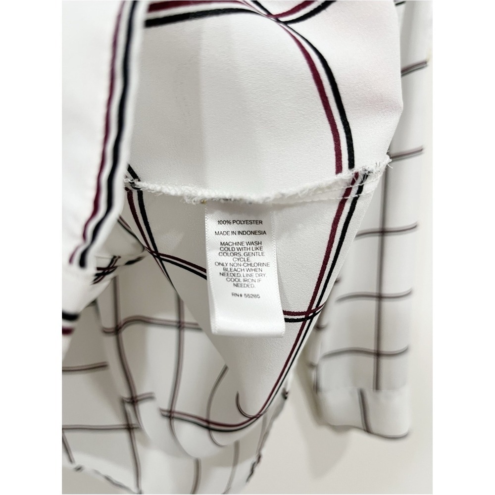 Express The Portofino Shirt White Plaid Button Down Blouse Small Windowpane - Picture 9 of 9